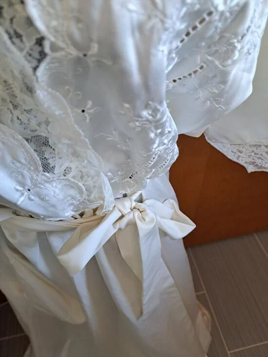 Vintage Victoria's Secret Ivory Lace Trimmed Kimono Robe Feminine Belted Medium - Picture 4 of 10